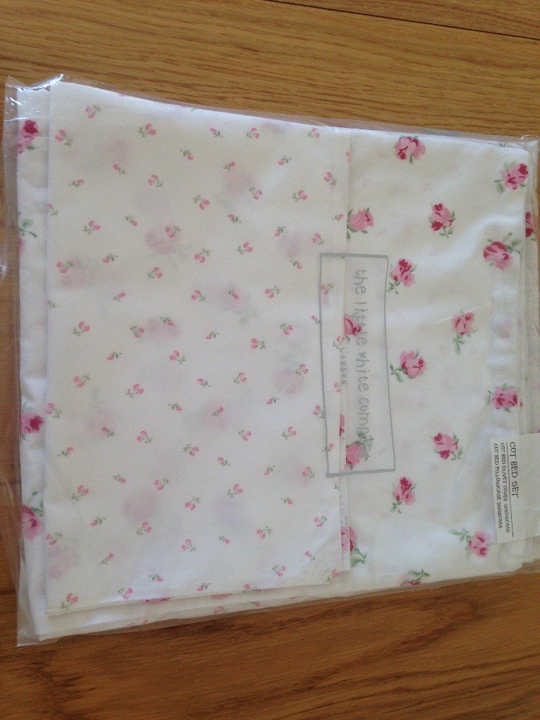 little white company cot bed